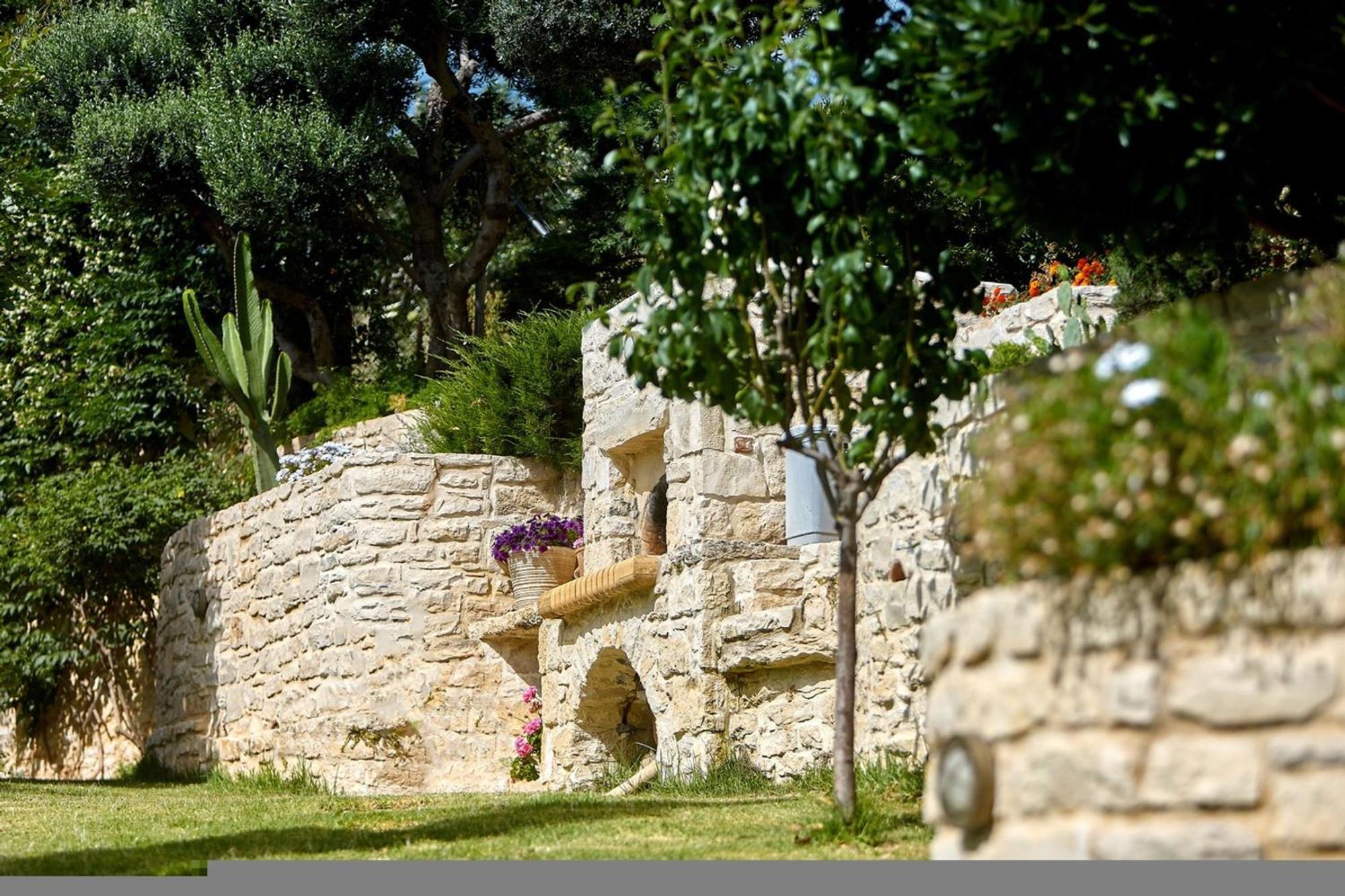 Villa Vollard With Amazing View Pool Ираклио Екстериор снимка